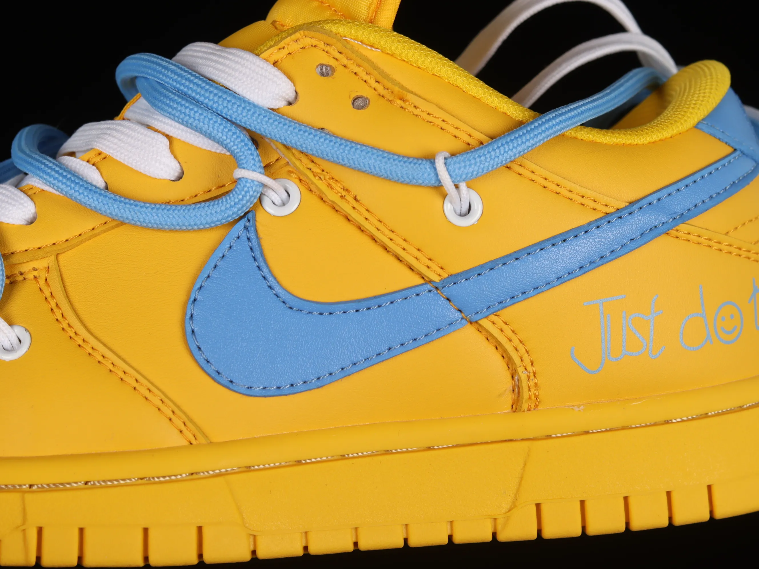 All categories Nk SB Dunk series Nk SB Dunk Low low-top sneakers Nk Dunk Low lemon yellow customized version of deconstructed strap casual sneakers DJ6188-100